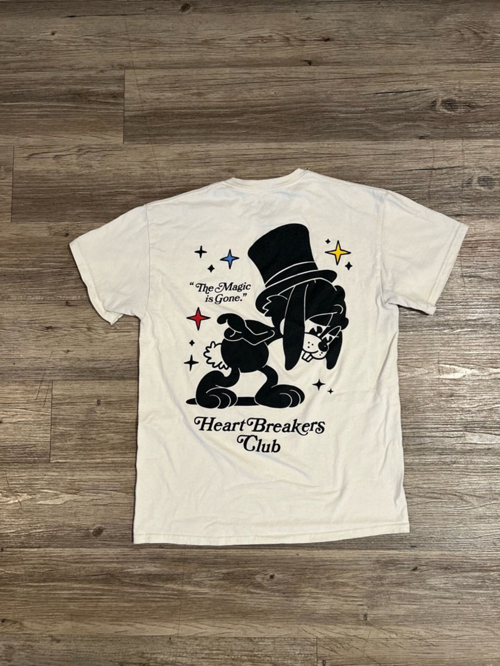 Heartbreakers Club Magic Cream T-Shirt Size Medium